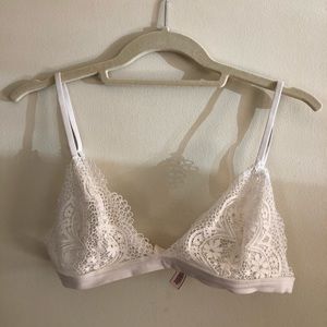 Victoria’s Secret White Lace Bralette